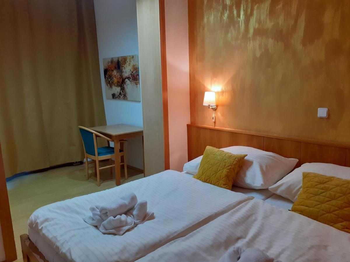 Hotel Gold Terchová Esterno foto